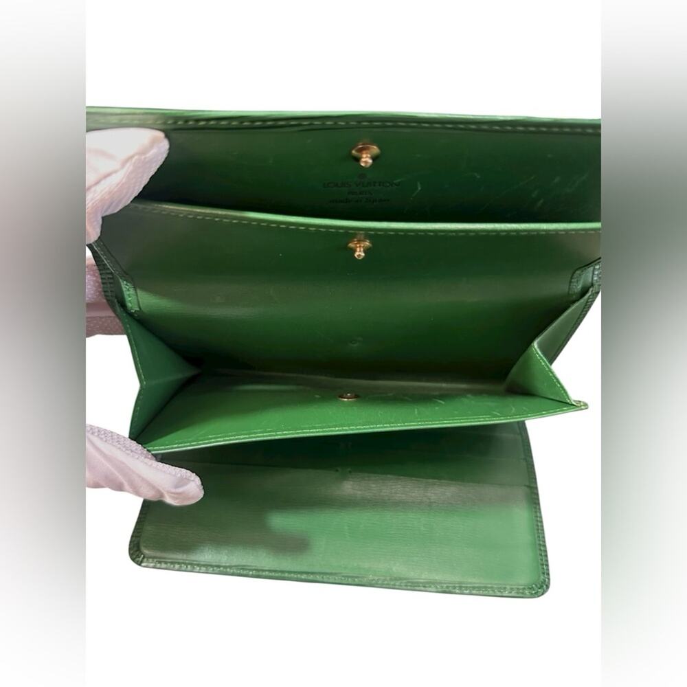 Louis Vuitton LV Epi Wallet Trifold Green LV Wallet